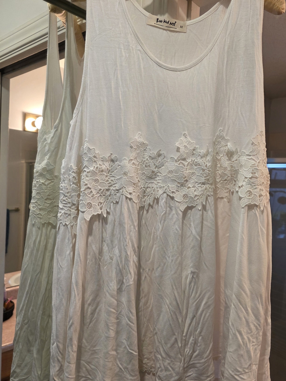 Three Bird Nest White Lace-Trim Tank Camisole